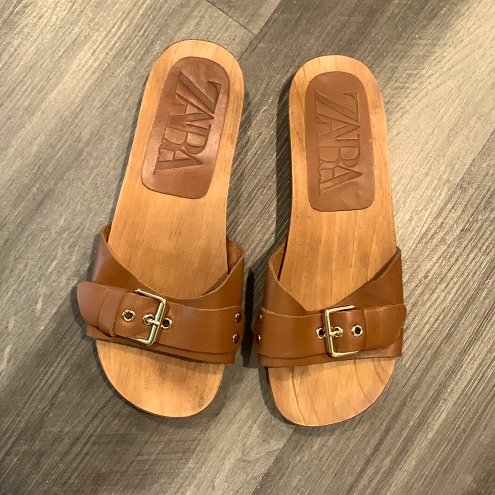 Zara Leather Buckle Slides